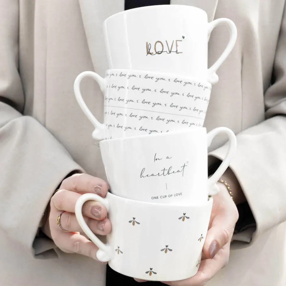bastion_collections_tasse_SKUngp4tlCxL4_2.webp Bastion Collections Tasse I love you schwarz