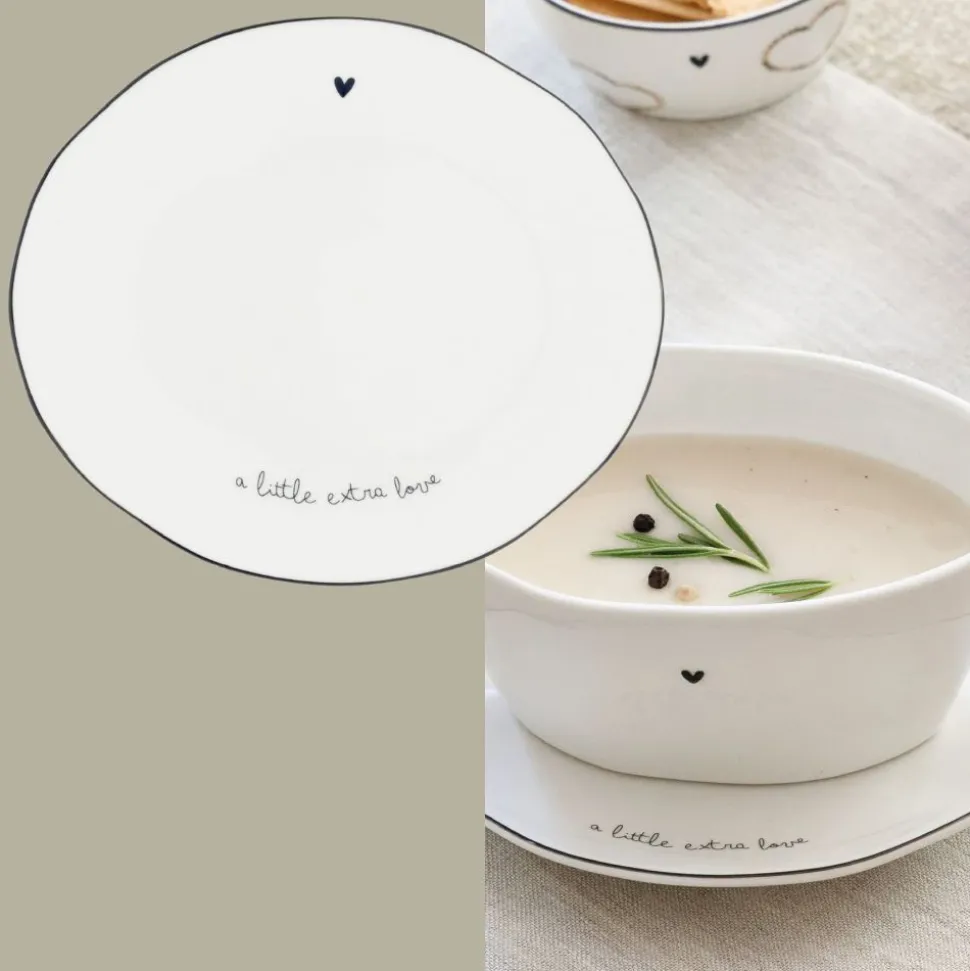 bastion_collections_telle_SKUlZSgarScKC_0.webp Bastion Collections Teller Oval Heart in black klein