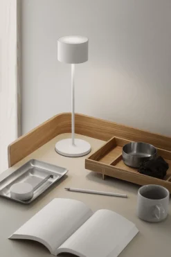 Blomus Mobile LED-Tischleuchte Farol White