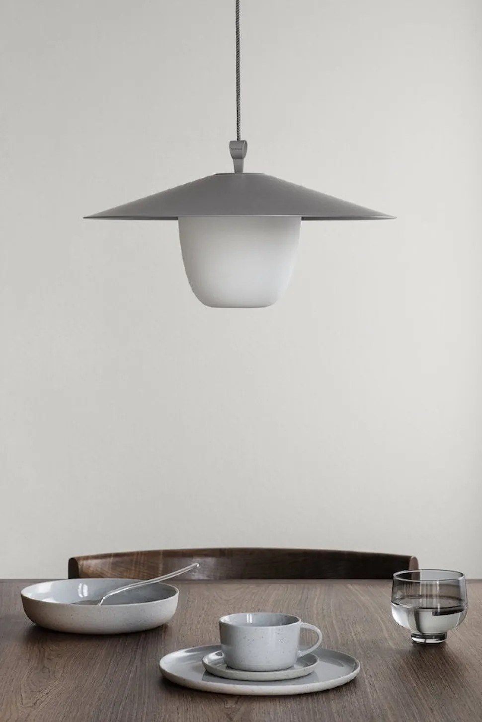 blomus_mobile_ledtischleu_SKUtOA6cNXrzu_10.webp Blomus Mobile LED-Tischleuchte Ani Lamp Weiß