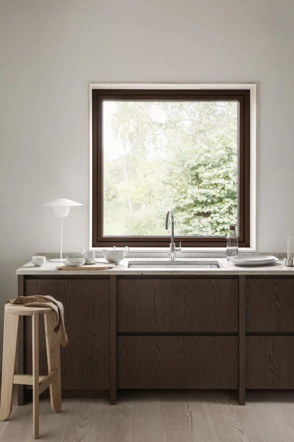 blomus_mobile_ledtischleu_SKUtOA6cNXrzu_8.webp Blomus Mobile LED-Tischleuchte Ani Lamp Weiß