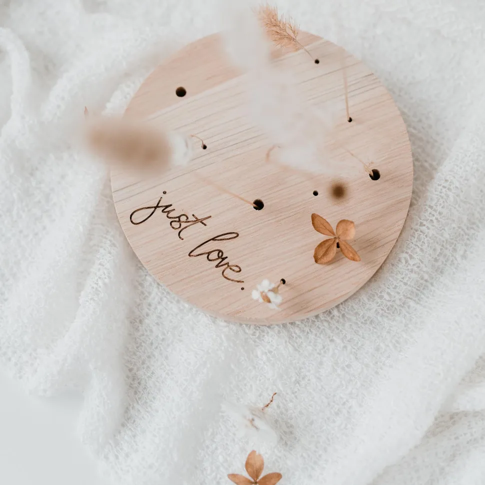 eulenschnitt_blumenstnder_SKUH6i48wF6AH_1.webp Eulenschnitt Blumenständer Just love