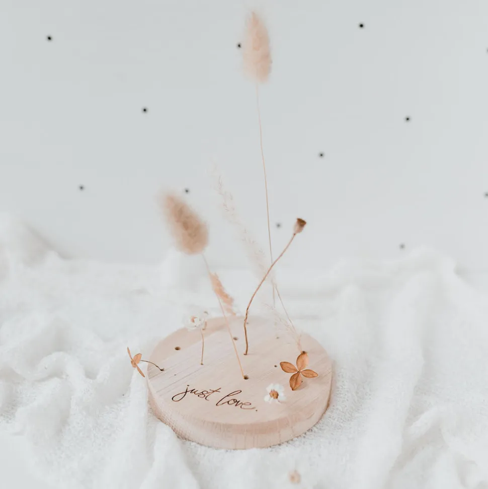 eulenschnitt_blumenstnder_SKUH6i48wF6AH_6.webp Eulenschnitt Blumenständer Just love