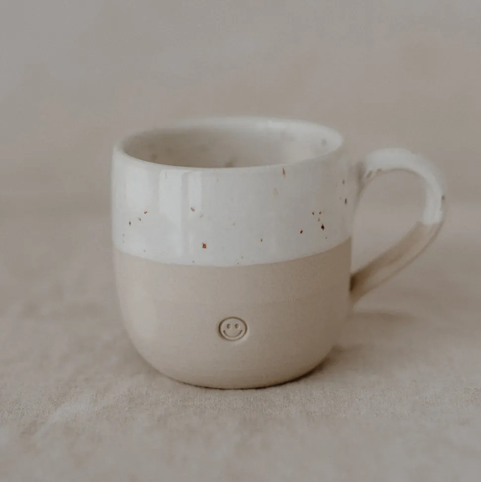 eulenschnitt_cappuccinota_SKUARIpaPL2Yl_2.webp Eulenschnitt Cappuccino-Tasse Smiley