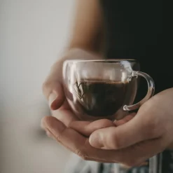 Eulenschnitt doppelwandiges Espressoglas mit Henkel