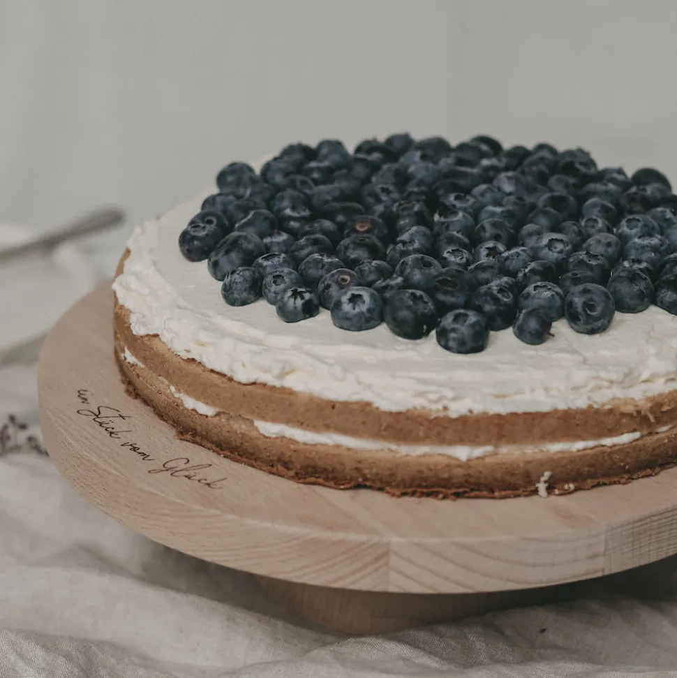 eulenschnitt_kuchenstnder_SKU073hdA3YMb_3.webp Eulenschnitt Kuchenständer Ein Stück vom Glück