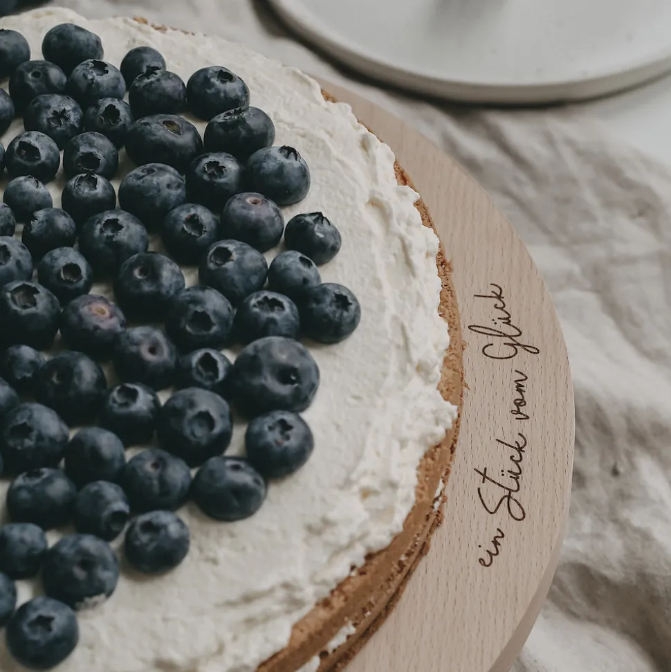 eulenschnitt_kuchenstnder_SKU073hdA3YMb_4.webp Eulenschnitt Kuchenständer Ein Stück vom Glück