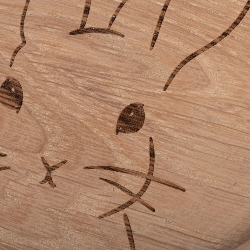 eulenschnitt_tablett_aus__SKUuUnBvUVCxd_5.webp Eulenschnitt Tablett aus Eiche Hase