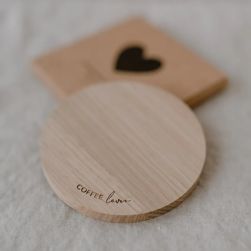eulenschnitt_untersetzer__SKUBt1w20LpsK_4.webp Eulenschnitt Untersetzer Coffee Lover Eichenholz