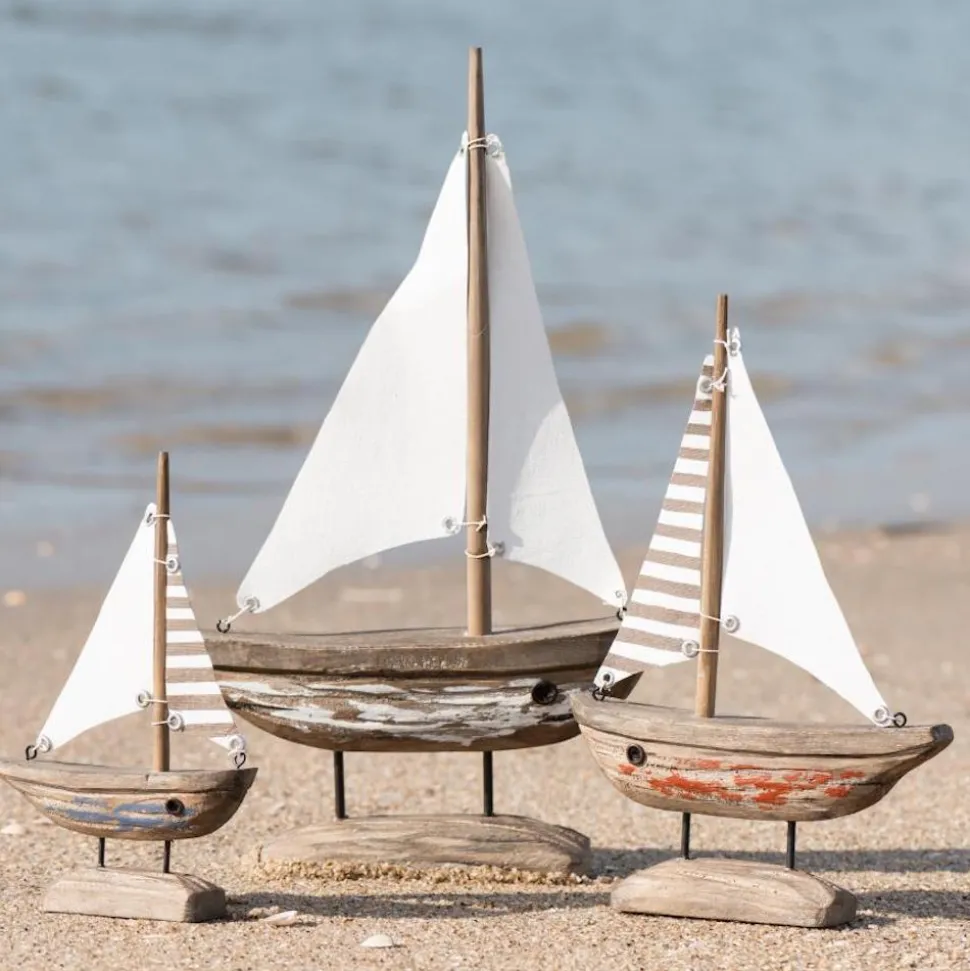 ib_laursen_nautico_segels_SKU9sy8eIoikF_2.webp Ib Laursen Nautico Segelschiff mit rotem Rumpf