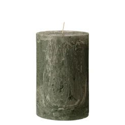 Ib Laursen Stumpenkerze rustikal moosgrün 15 cm