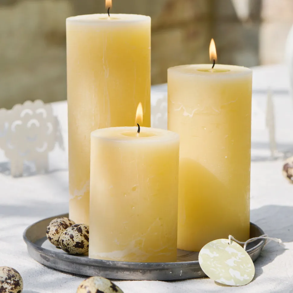 ib_laursen_stumpenkerze_r_SKUXOMr7qdCtQ_1.webp Ib Laursen Stumpenkerze rustikal lemonade mittel
