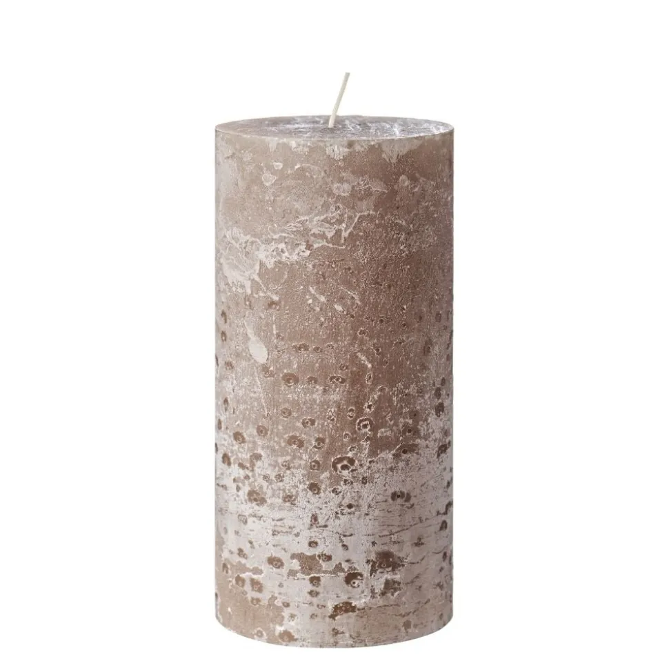 ib_laursen_stumpenkerze_r_SKUqxhFJDPkfq_0.webp Ib Laursen Stumpenkerze rustikal leinenfarben 20 cm