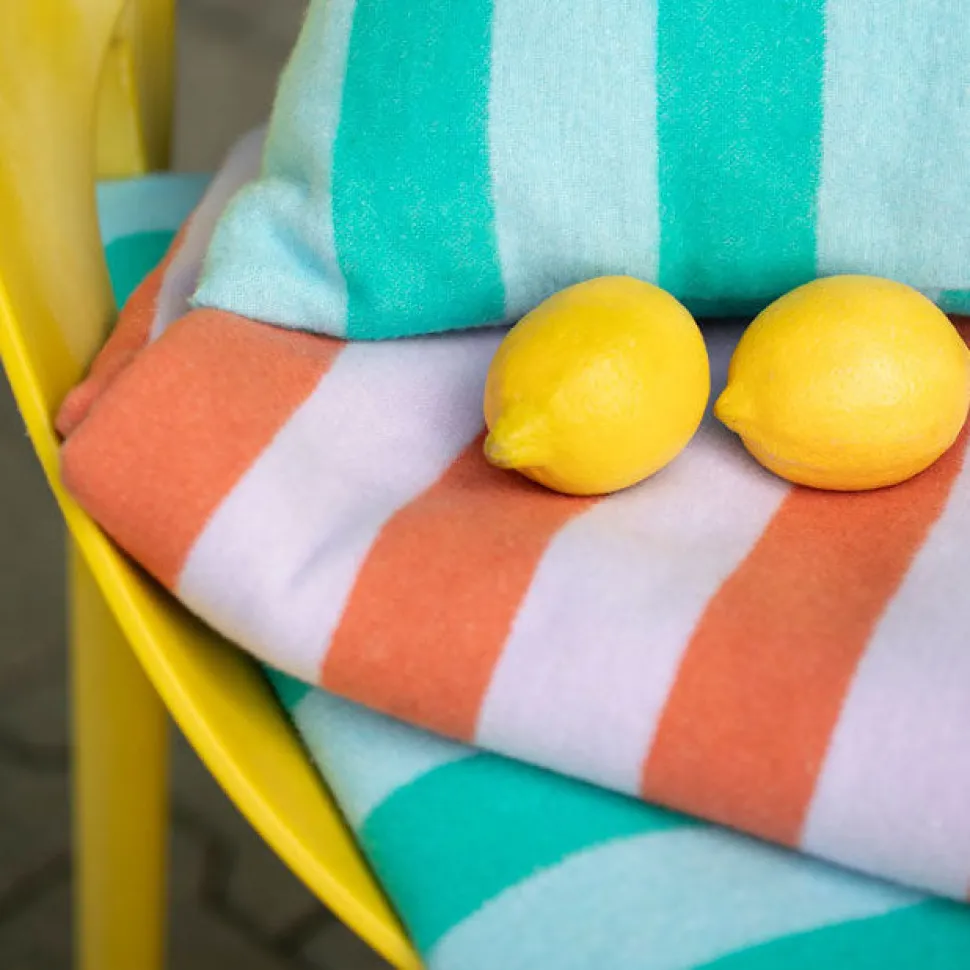 luca_flanelldecke_streife_SKU41paiBQZRT_1.webp LUCA Flanelldecke Streifen mint