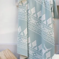 Nordic Baumwolldecke Hirsch Finn salbeigrün