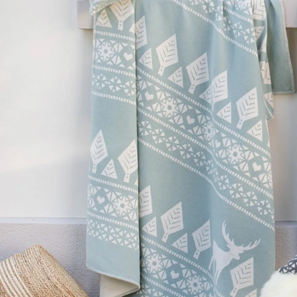 nordic_baumwolldecke_hirs_SKUXU7UjGvKVf_0.webp Nordic Baumwolldecke Hirsch Finn salbeigrün