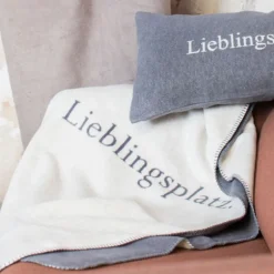 Nordic Wohndecke Lieblingsplatz beige-grau