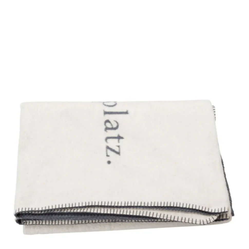 nordic_wohndecke_liebling_SKUOvc9xxkoiQ_2.webp Nordic Wohndecke Lieblingsplatz beige-grau