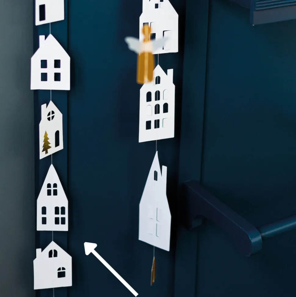 rder_huschenkette_winters_SKUmsoUYQ45MH_3.webp Räder Häuschenkette Winterstadt Lang