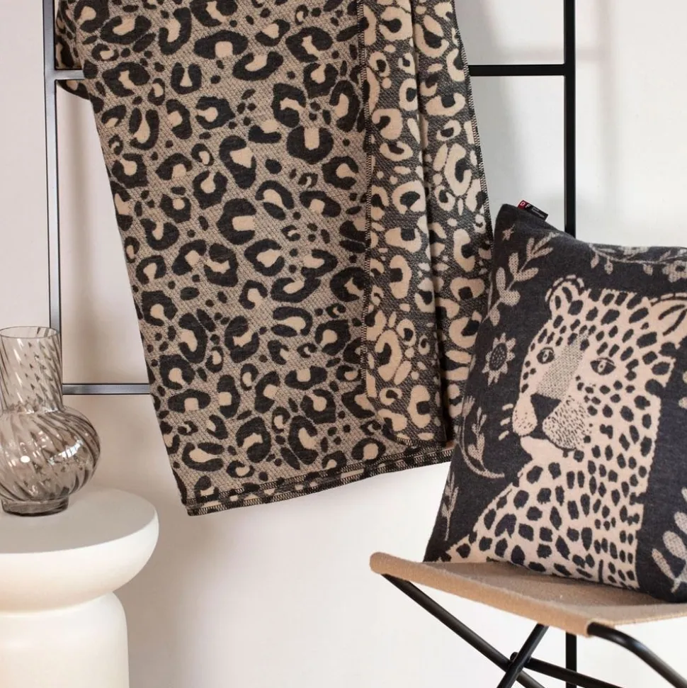 silvretta_flanelldecke_le_SKU7MwPF7uxXA_2.webp SILVRETTA Flanelldecke Leo