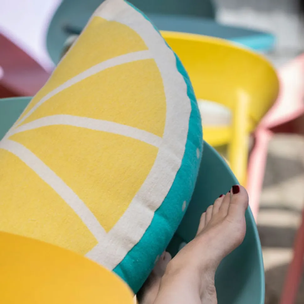 silvretta_geflltes_kissen_SKUUWEfx2kXye_1.webp SILVRETTA Gefülltes Kissen Zitrone