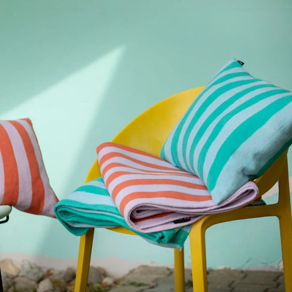 silvretta_kissenhlle_stre_SKUxKkIksD1lN_1.webp SILVRETTA Kissenhülle Streifen mint 40 x 60 cm