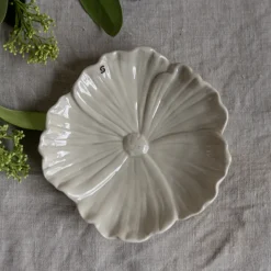 Storefactory BLOMSTER Tablett beige S