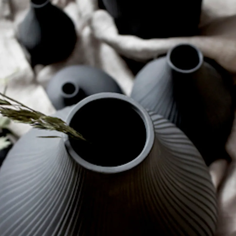 storefactory_ekens_kerami_SKUmPH4xYop7H_4.webp Storefactory EKENÄS Keramik Vase dark grey XL