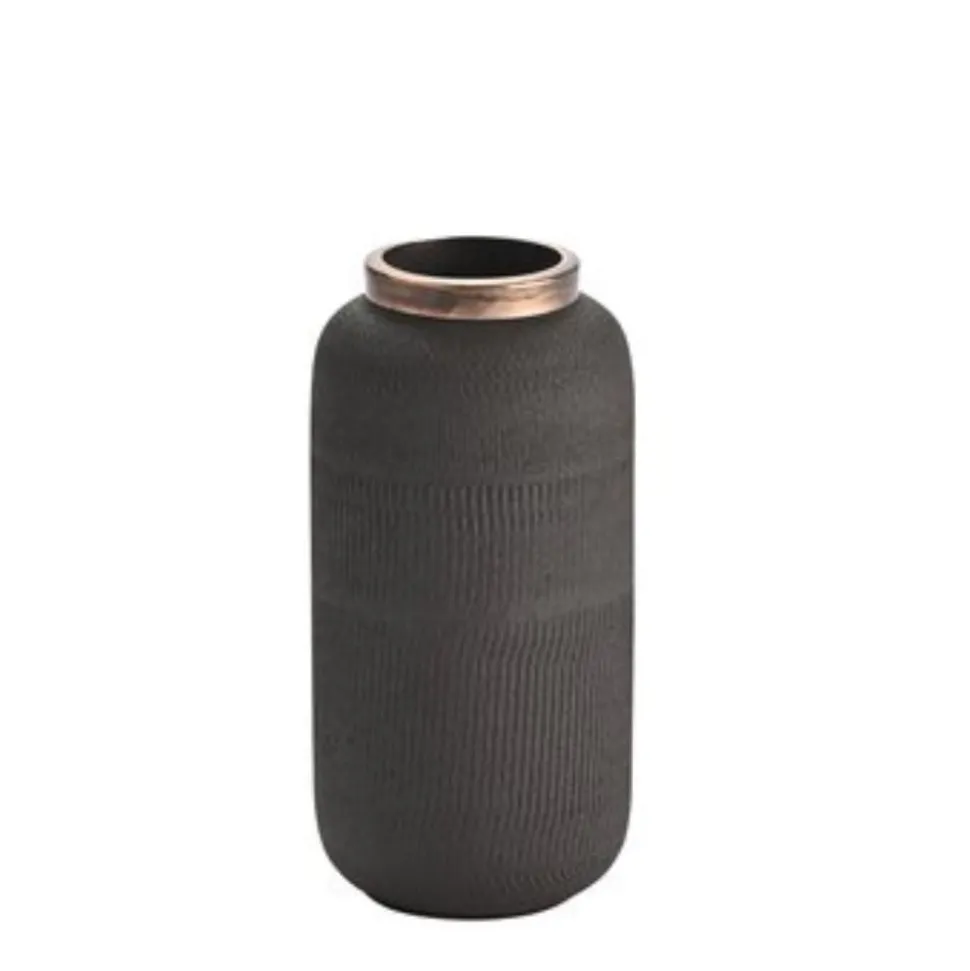 vase_metall_strukturiert__SKUlyWZuM1SNB_0.webp Vase Metall strukturiert schwarz 18 cm